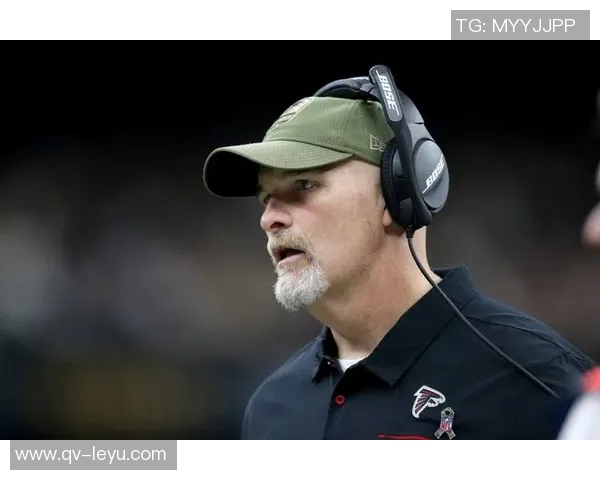 奎因昨日表现抢眼贡献12分8板7助4断小乔丹鼓励他勇敢接受采访表扬